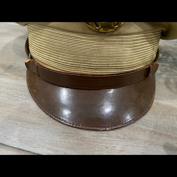 AUTHENTIC VTG MILITARY HAT WITH AUTHENTIC EMBLEMS - Picture 3 of 11